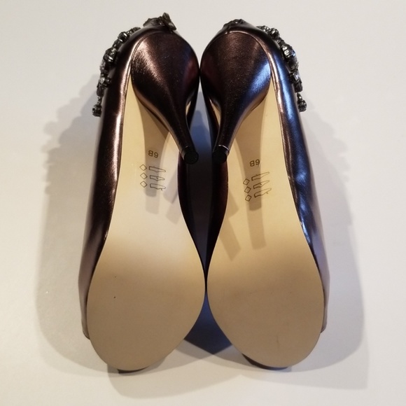 2B Bebe Dulce Pewter Open-Toe Bootie - Picture 4 of 6